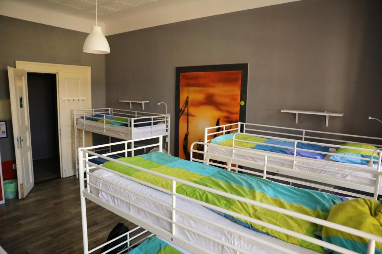 Hostel Onefam Home Prague