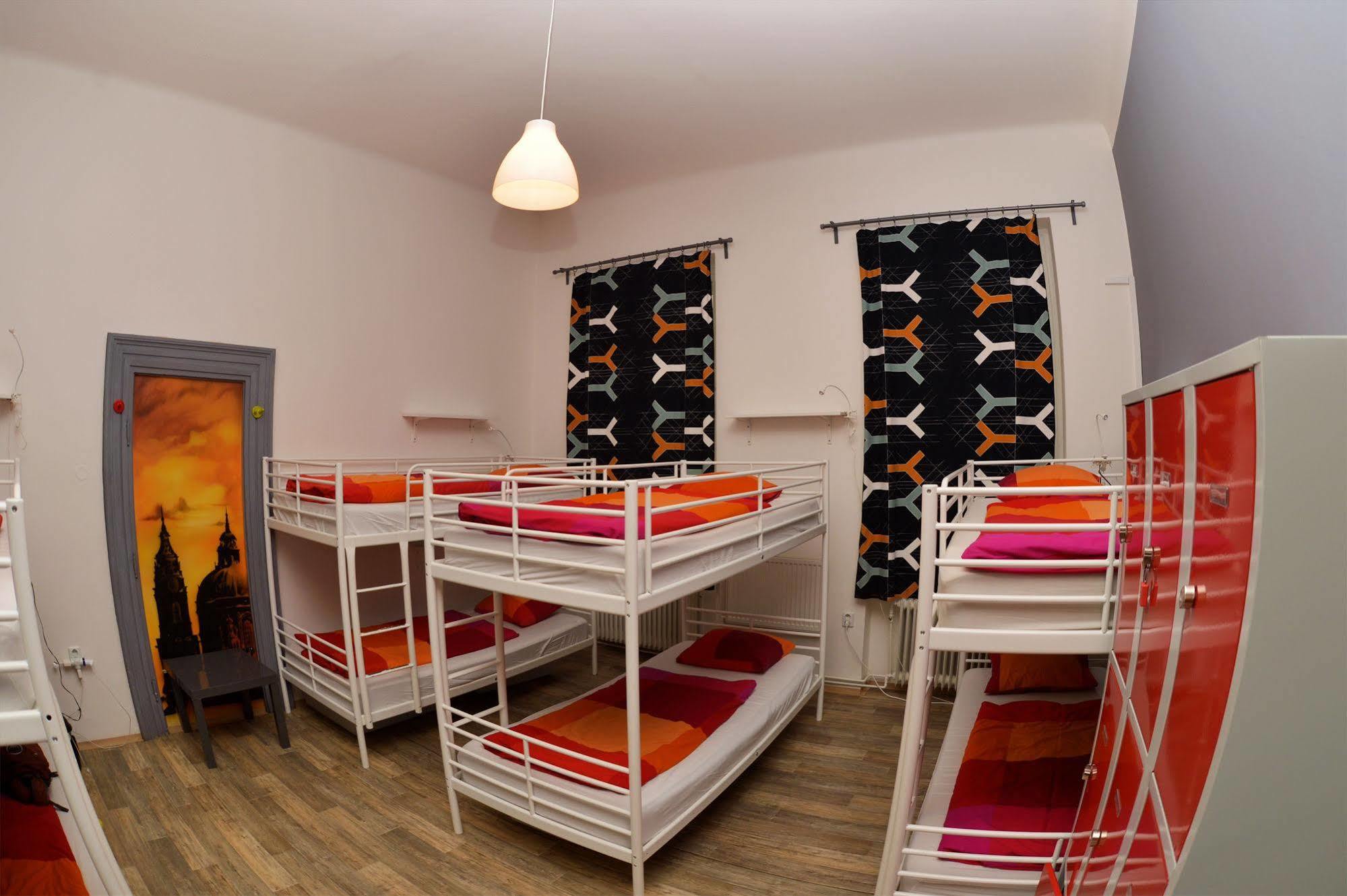 Onefam Home Hostel