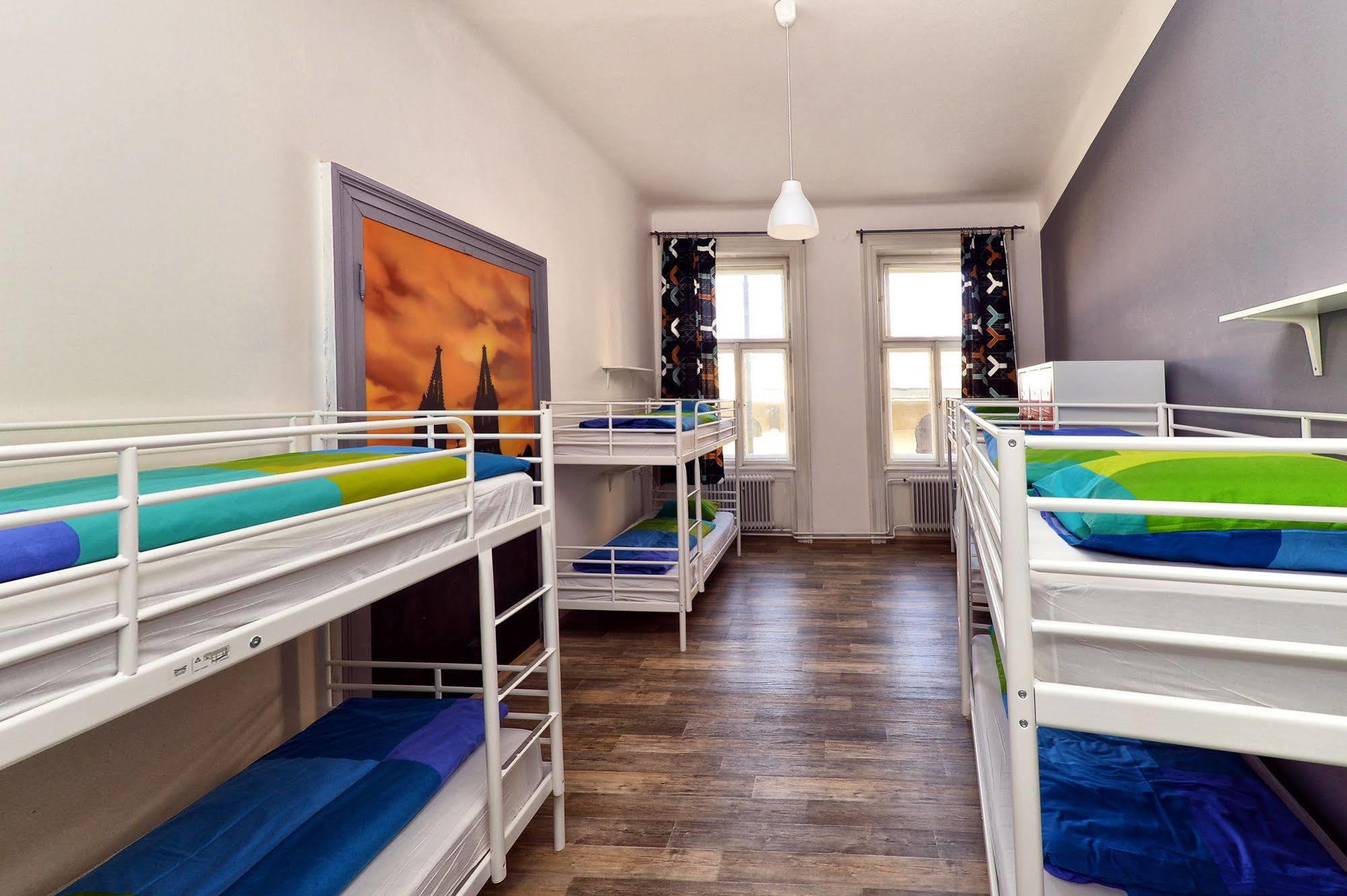 Onefam Home Hostel Prague